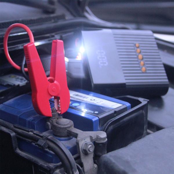 Artikelbild 8 des Artikels “4Smarts Jump Starter Powerbank PitStop+ 8800mAh mit Kompressor und Taschenlampe schwarz “